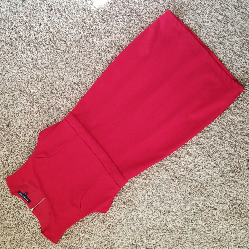 Red Dress - Picture 3 of 9